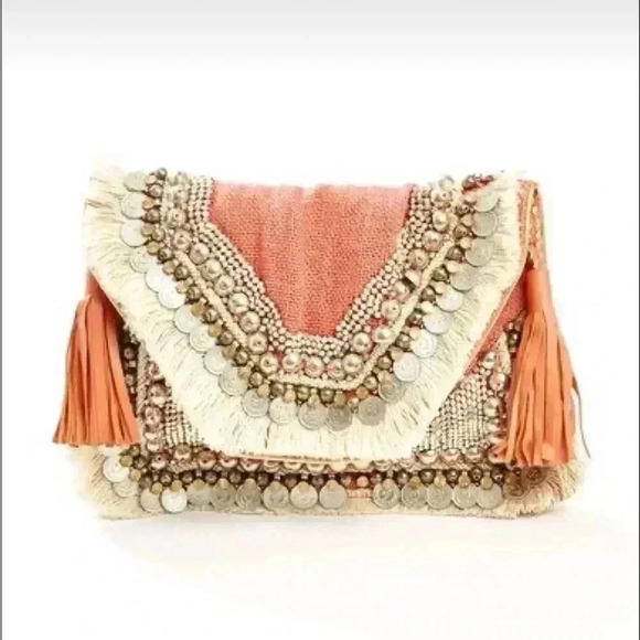 SHASHI Leela Clutch In
Monochrome REVOLVE - Picture 11 of 12